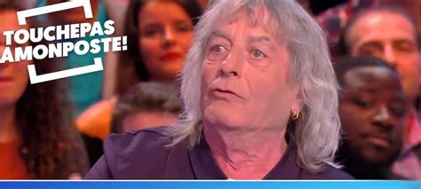 L'ancien chroniqueur du programme touche pas à mon poste souffre du cancer. René Malleville (TPMP) bouleversé par la mort de son ...