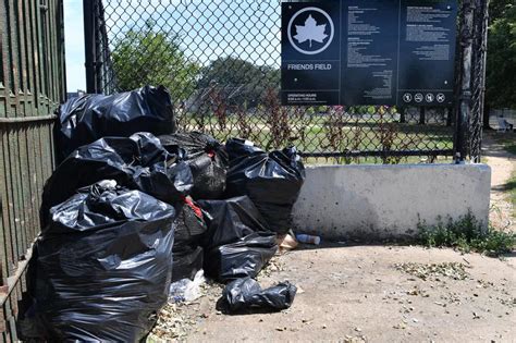 Bill De Blasio Trash Strewn City Parks Will Only Get Worse