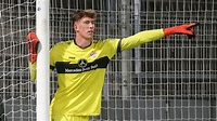 VfB Stuttgart News: Florian Schock könnte Bundesliga-Debüt geben ...