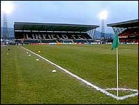 Find out about windsor park, what facilities are available, location and key features. BBC SPORT | Football | Irish | Windsor upgrade plan is ...