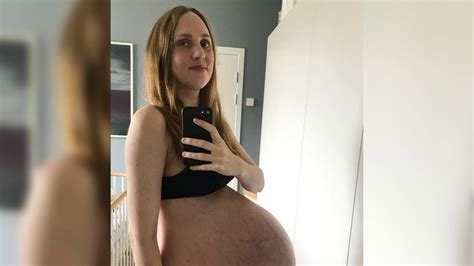 Mum Pregnant With Triplets Shares Extraordinary Week By Week Photos