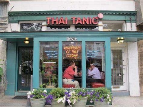 These Restaurants Put WAY To Much Thought Into Their Names Pics Restaurant Names Thai