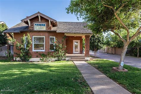 Other topics will include using historical source materials for inspiration in landscaping, exterior painting, or adding garden features. Charming 1906 Bungalow | Bungalow craftsman, Bungalow ...