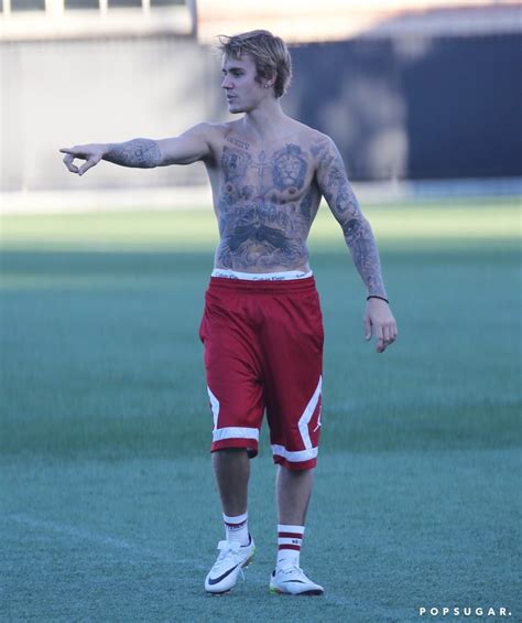 Justin Bieber Playing Soccer Shirtless Pictures Nov 2017 POPSUGAR