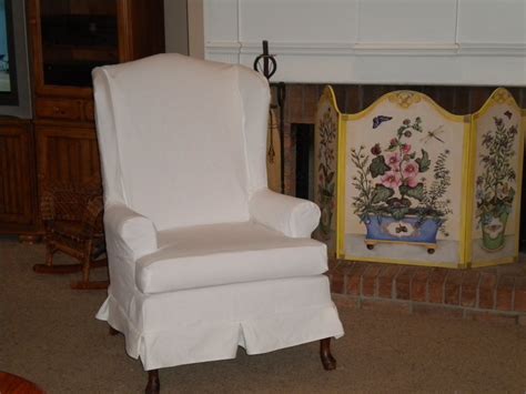 You can get covers for sectionals, chairs, recliners, and even dining chairs, giving your furniture a whole new look for less. White Slipcovered Chair Ideas - HomesFeed