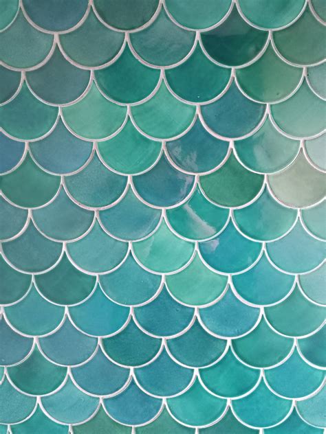 11 Ways To Use Fish Scale Mosaics Mercury Mosaics