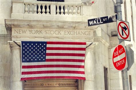 Wall Street Bank Stocks The Daily Reckoning