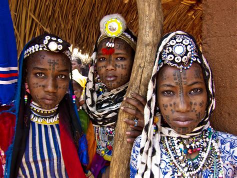 Young Hanagamba Nomadic Women Photographed In Central African Republic
