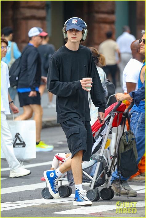 Photo Timothee Chalamet Solo Walk Around Nyc Photo Just