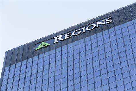 Regions Bank Offers New Savings Secured Credit Card