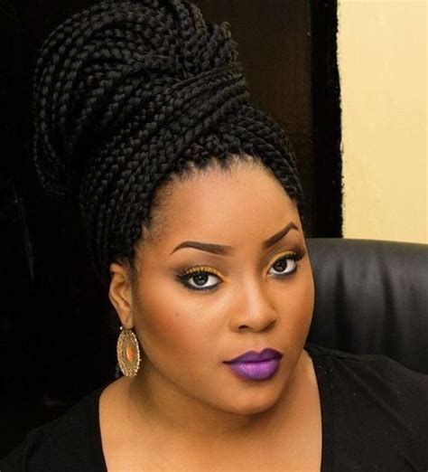 Whether you are walking down the aisle or running on the treadmill this versatile style will keep your hair looking neat and polished. 20 Quick Box Braids