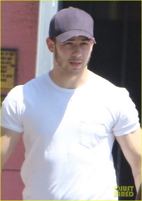 Nick Jonas Shows Off His Massive Biceps After The Gym Photo