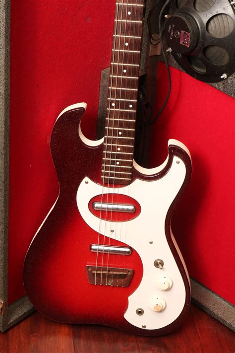 1960s Silvertone Amp In Case Garys Classic Guitars And Vintage Guitars Llc