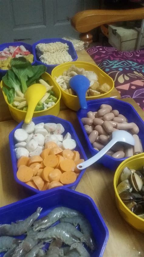 Resepi kuah tomyam 2 sudu makan penuh tomyam paste ( boleh guna apa2 brandsaya guna tomyam adabi 2 paket ) 4 ulas bawang putih. AsAm GaRam+GuLa BatU:LiFe: -::Buat sendiri steamboat di ...