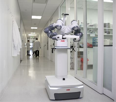 Abb Visar Upp Koncept För Mobil Labbrobot För Framtidens Sjukhus