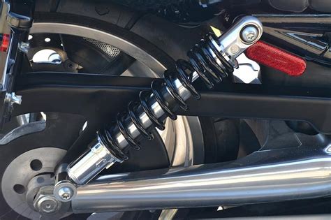 How To Change The Shock Absorbers Of A Motorcycle Cars And Motors Online