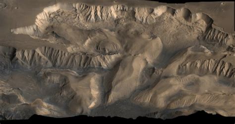 Hirise Captures Images Of Mars Massive Canyon The Biggest In The Solar