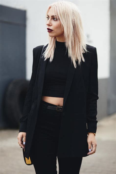 16 Fabulous All Black Outfits For Girls Girlsaskguys