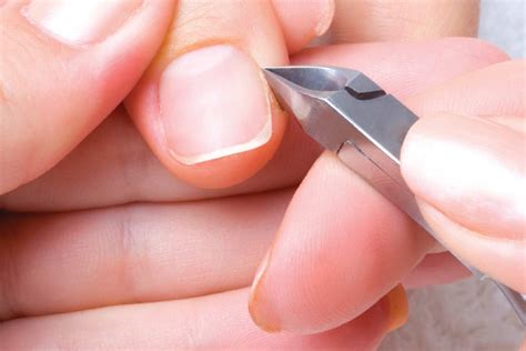How To Kick Cuticles The Safe Way Healthscopehealthscope