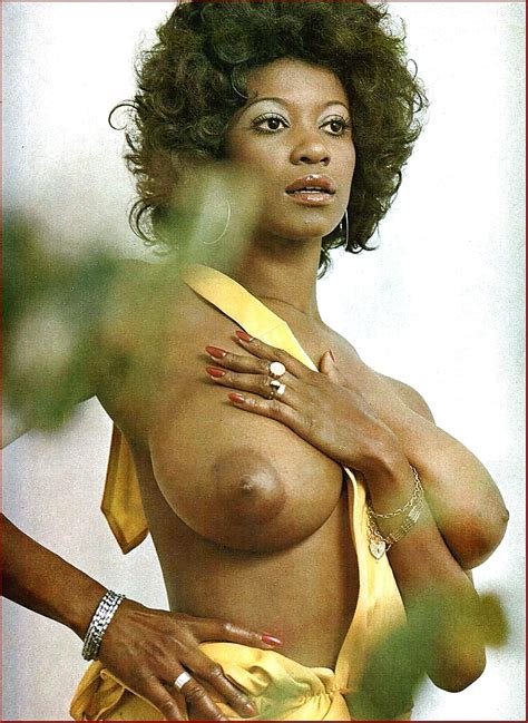 トップ10の黒人女性のポルノスター 美しいエロティックとポルノ写真