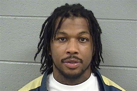 Cook County Jail Detainee Accused Of Attacking Three Guards Ap News