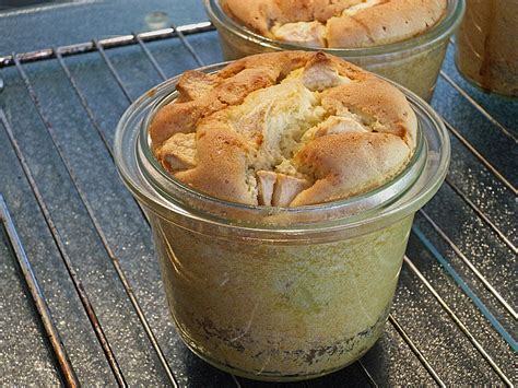 Tipps für den kuchen im glas damit der kuchen im glas garantiert gelingt, haben wir einige tipps für sie parat: Apfelkuchen im Glas von Feuersalamander | Chefkoch.de