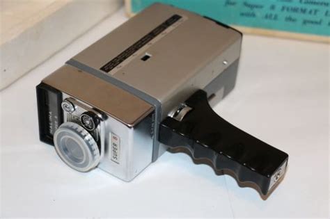 Buy Vintage Halina Super 8 Cine Camera For R24500 Vintage Buy