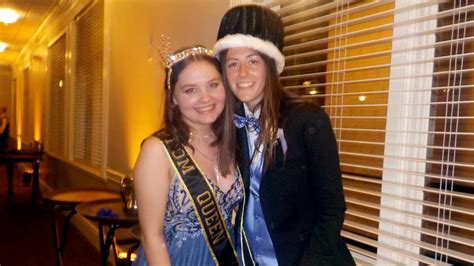A Lesbian Couple Was Shocked To Learn They Won Prom King And Queen Cnn