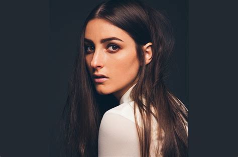 Banks Quick Rising Pop Starlet Explains Why Her Fans Have Her Cell
