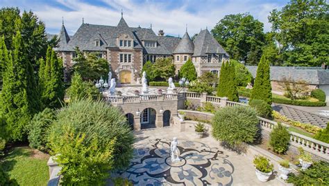 Would You Pay $85 Million For The Great Gatsby Estate?