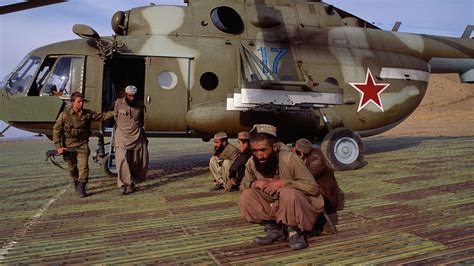 Afghanistan war, international conflict beginning in 2001 that was triggered by the september 11 attacks. Eine widerwillige Invasion: Der sowjetische Krieg in ...
