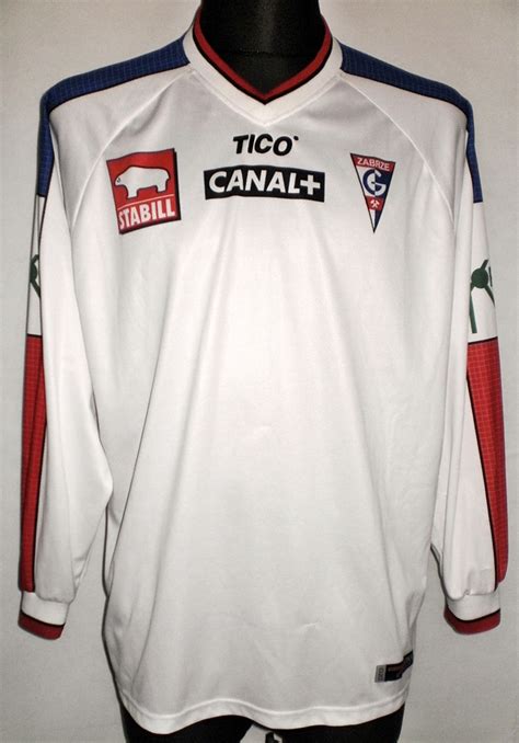 Jeden jedyny gol zadecydował o rozstrzygnięciu górnośląskich derbów. Górnik Zabrze Maglia da trasferta maglia di calcio 2003 ...