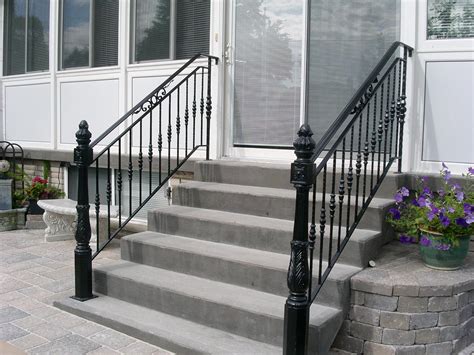 The good news is that with a little elbow grease and the right coatings, your railing . Exterior Wrought Iron Railings - Dufferin Iron & Railings