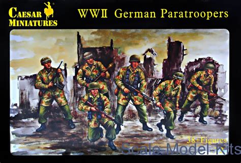 German Paratroopers Wwii Caesar Miniatures Plastic Scale Model Kit In 1