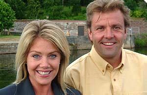 Future 'homes under the hammer' presenter martin roberts finds out how spacemen poo in this segment from a 1990 edition of. BBC - Homes - Property - Buying at auction