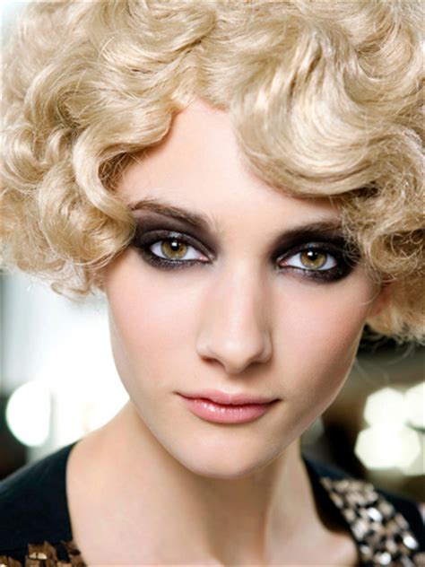 Chanels Fall Makeup Trends Chanel Venice Fashion Show