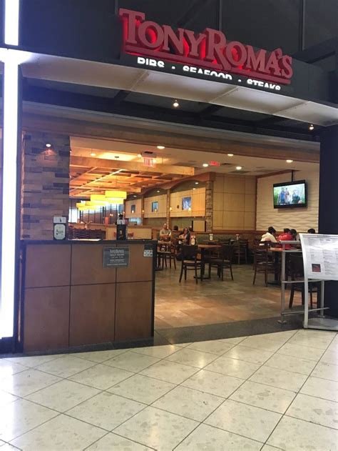 Tony Romas Restaurant Newark Liberty International Airport Ewr