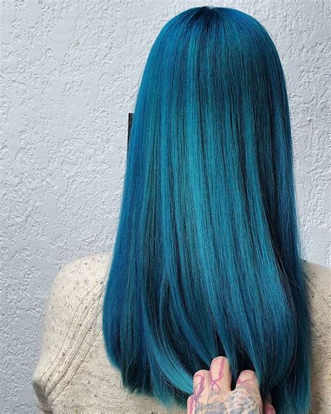 5 Cool Silver Blue Hair Ideas For You To Try