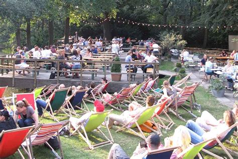 Berlins vermutlich schönster traditioneller biergarten schließt gleich an. Frühstücken in Berlin: Die 20 besten Restaurants am Wasser ...