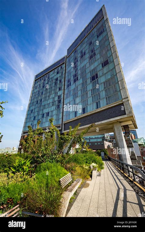The Highline In Summer With The Standard High Line Hotel Greenwich