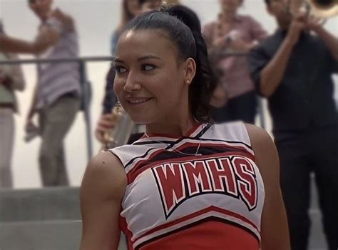 Dancing Santana Lopez In 2021 Cute Lesbian Couples Glee Cast Glee Club
