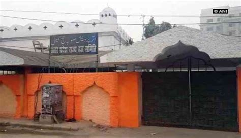 Haj House In Up Painted Saffron Catch News