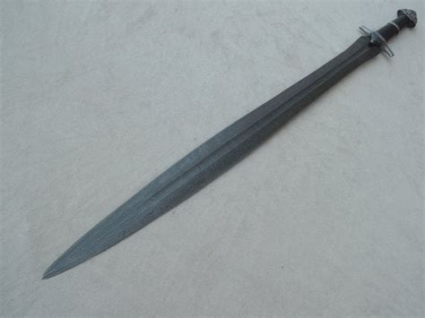 The Beutifule Blade Symmetry Of A Leaf Bladed Sword Swords