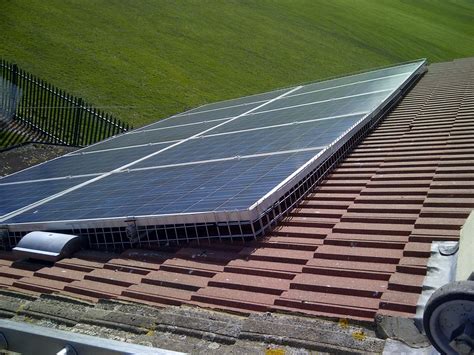 Protect solar panels with effective pest control proofing in london pest birds roosting under solar panels pigeons fouling the solar panels Pigeons under Solar Panels - Pigeon Proofing Solar Panels ...
