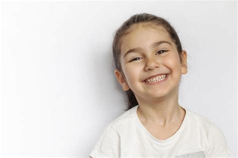 4 Ways To Help Your Children Develop Straight Teeth Our Guide