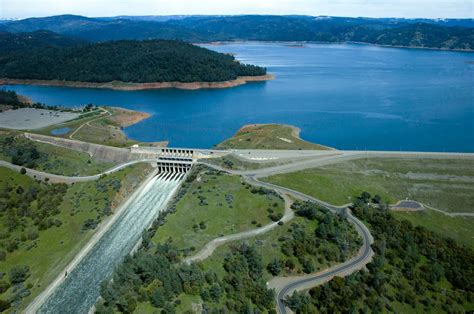 Oroville Dam With Images Lake Oroville Oroville Dam