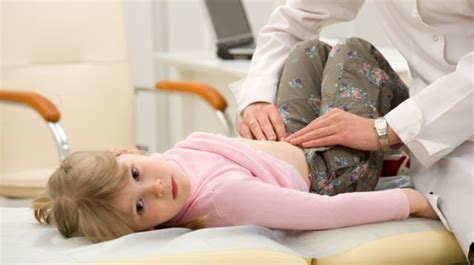 Apendicitis en niños menores de años de a años de a años síntomas y primeros