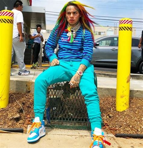 Tekashi Ix Ine S Baby Mama Sara Molina Bio Wiki