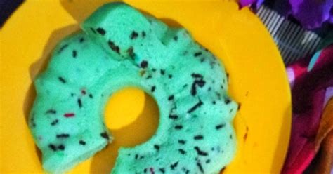 Bolu kukus pandan tanpa mixer takaran gelas dan sendok. 246 resep bolu kukus pandan tanpa mixer enak dan sederhana ...