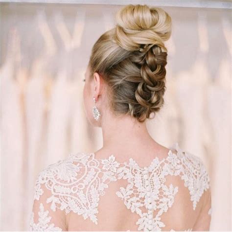 the perfect weddding day hairstyles to complement a wedding dress that is backless or has